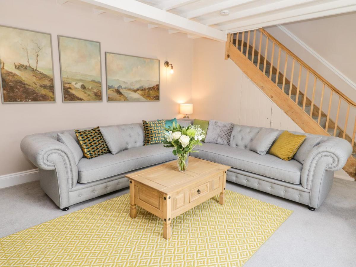 Laurel House Villa Whitby Bagian luar foto