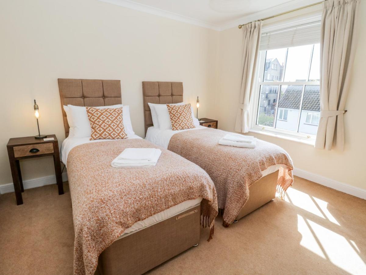 Laurel House Villa Whitby Bagian luar foto
