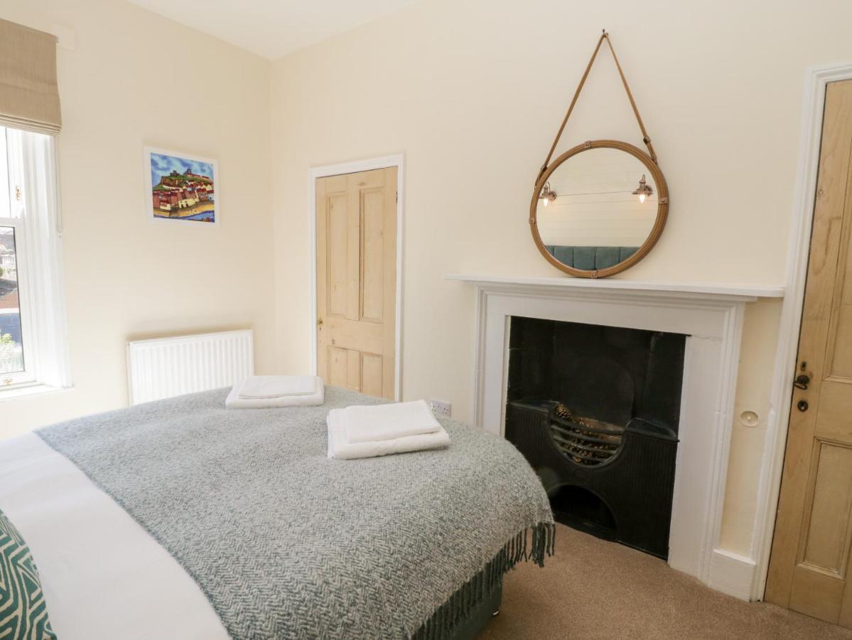 Laurel House Villa Whitby Bagian luar foto