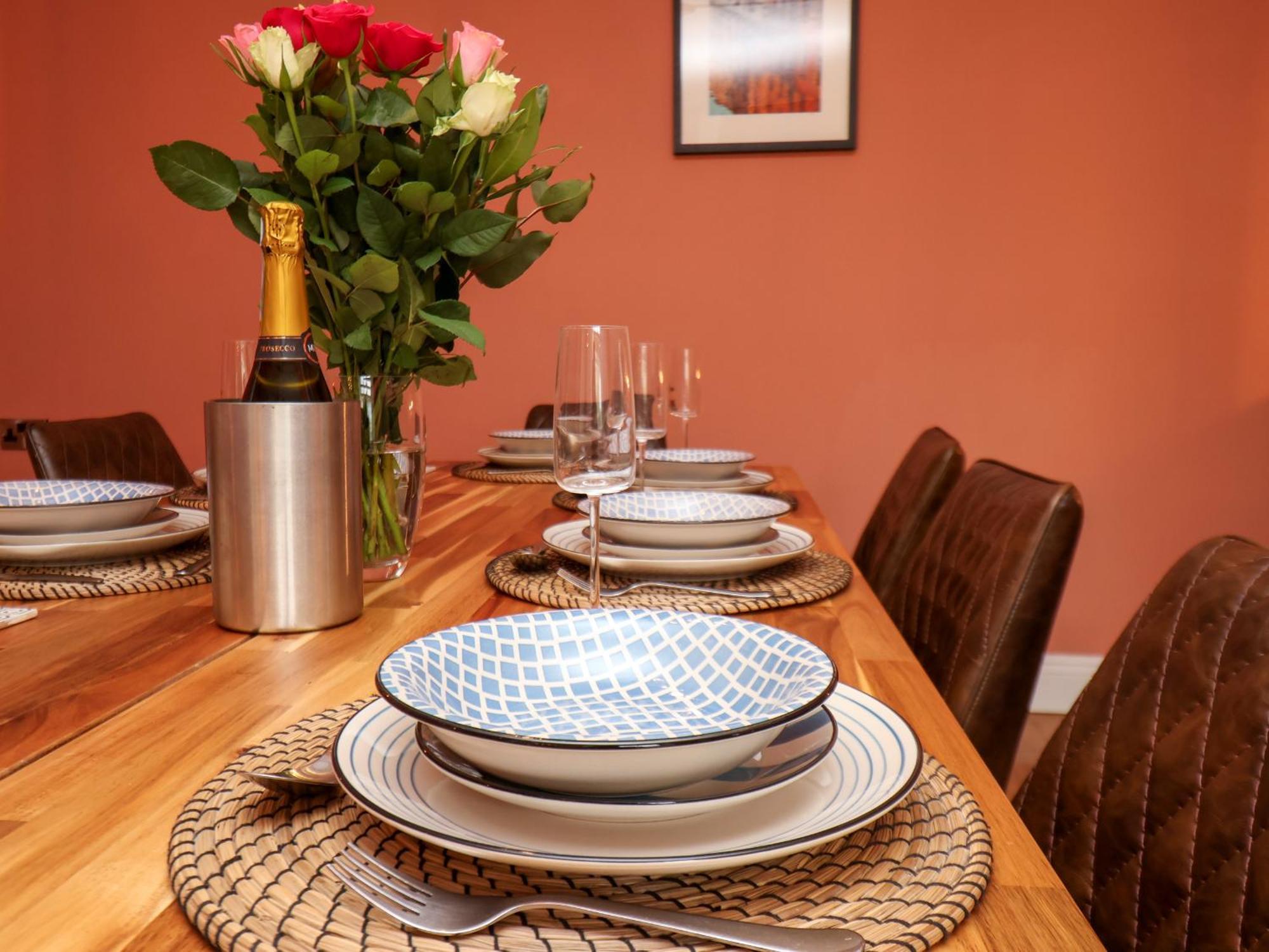 Laurel House Villa Whitby Bagian luar foto